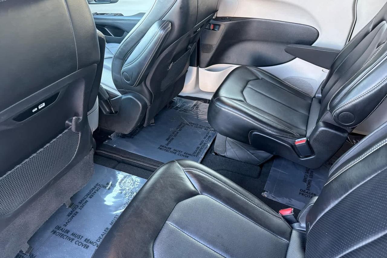 2024 Chrysler Pacifica Touring L Roseville CA