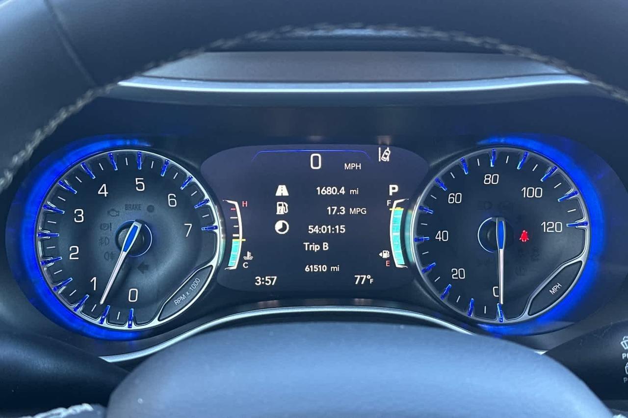 2024 Chrysler Pacifica Touring L Roseville CA