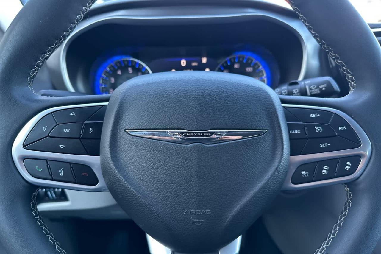 2024 Chrysler Pacifica Touring L Roseville CA