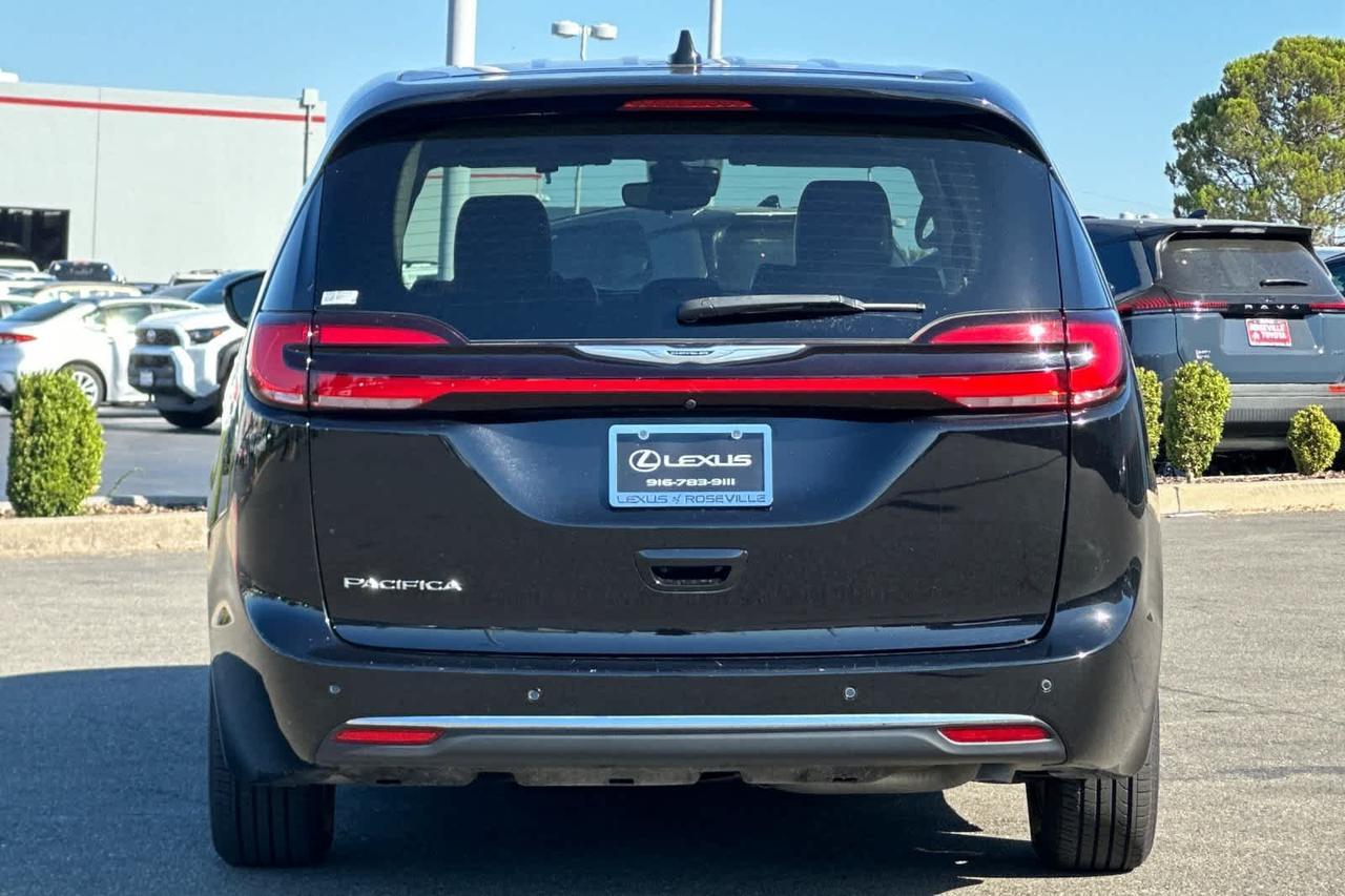 2024 Chrysler Pacifica Touring L Roseville CA