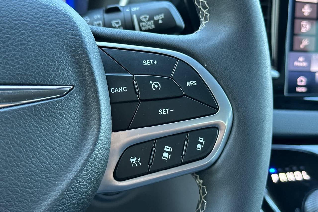 2024 Chrysler Pacifica Touring L Roseville CA