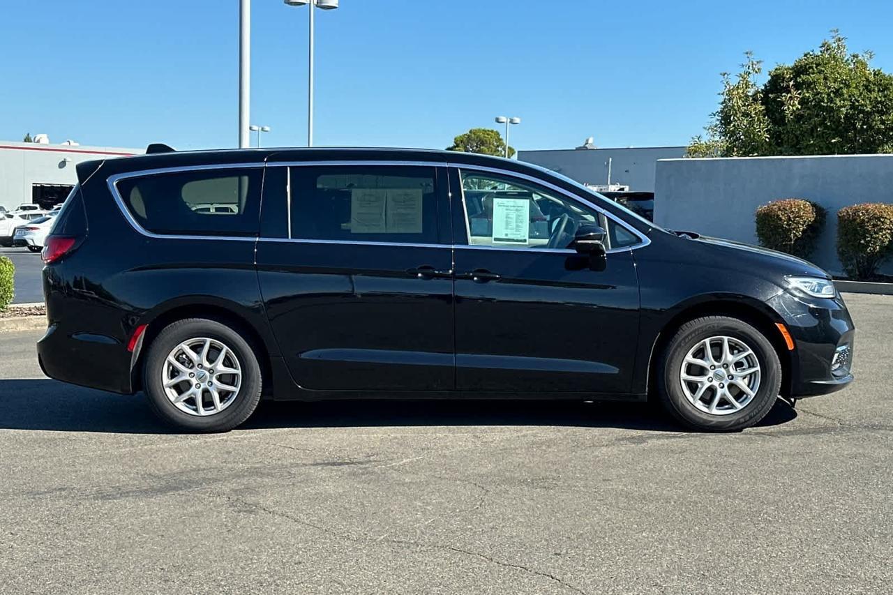 2024 Chrysler Pacifica Touring L Roseville CA