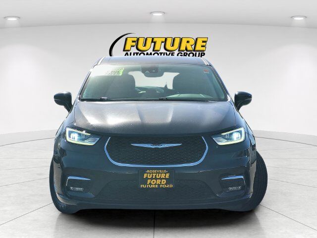 2024 Chrysler Pacifica Touring L Roseville CA