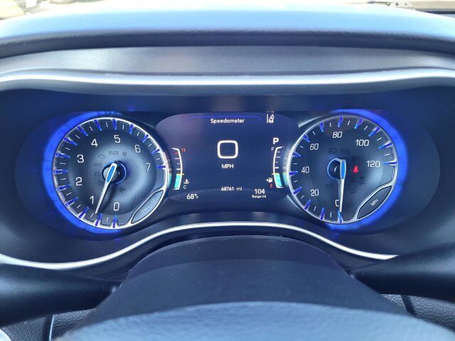 2024 Chrysler Pacifica Touring L Roseville CA