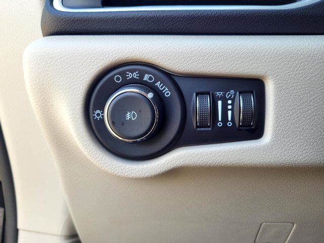 2024 Chrysler Pacifica Touring L Roseville CA
