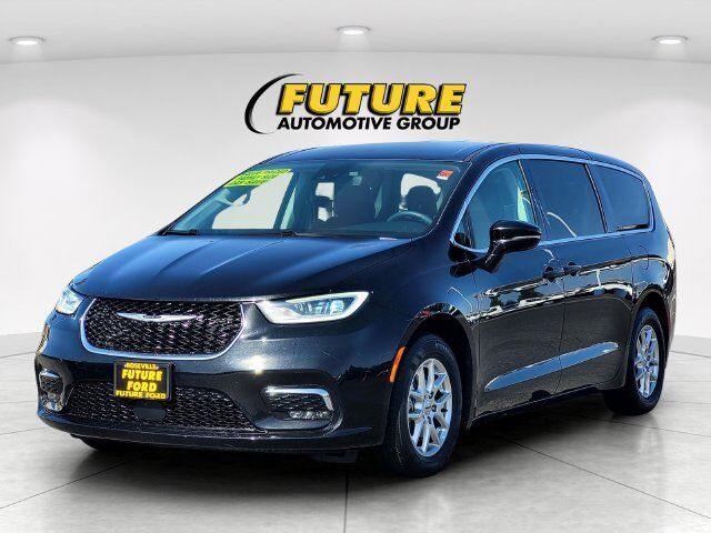 2024 Chrysler Pacifica Touring L Roseville CA