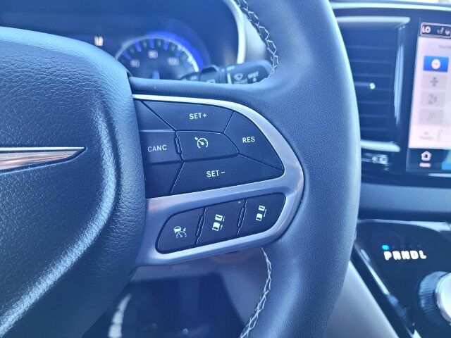 2024 Chrysler Pacifica Touring L Roseville CA
