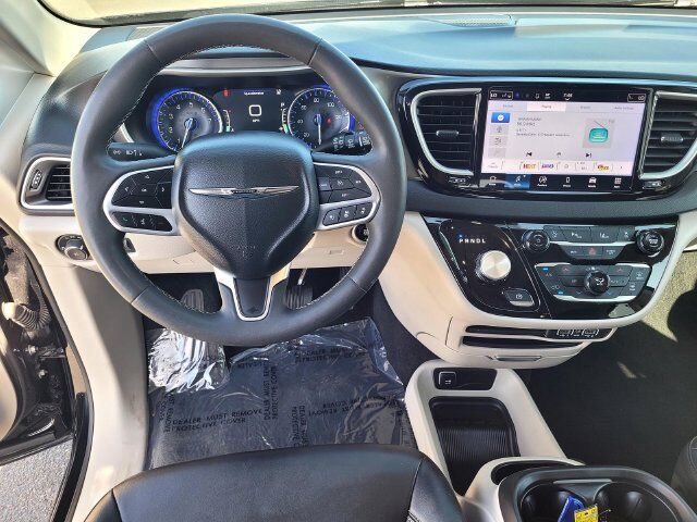 2024 Chrysler Pacifica Touring L Roseville CA