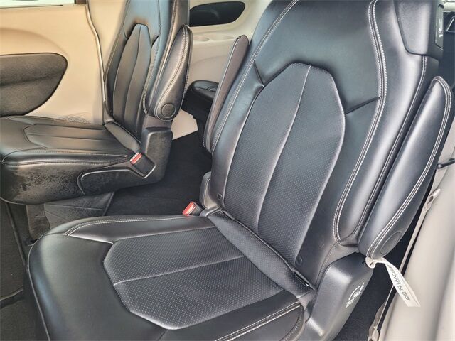 2024 Chrysler Pacifica Touring L Roseville CA