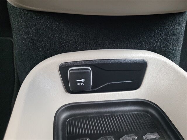 2024 Chrysler Pacifica Touring L Roseville CA