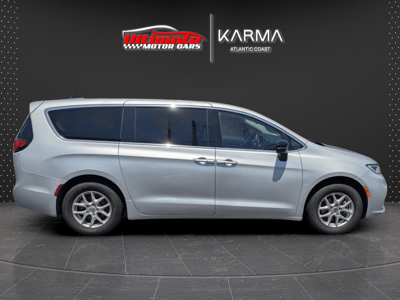 2024 Chrysler Pacifica Touring L Jacksonville FL