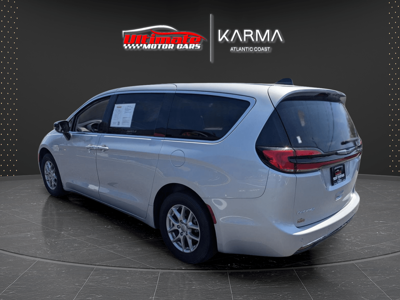 2024 Chrysler Pacifica Touring L Jacksonville FL