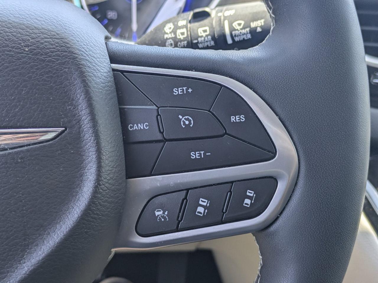 2024 Chrysler Pacifica Touring L Jacksonville FL