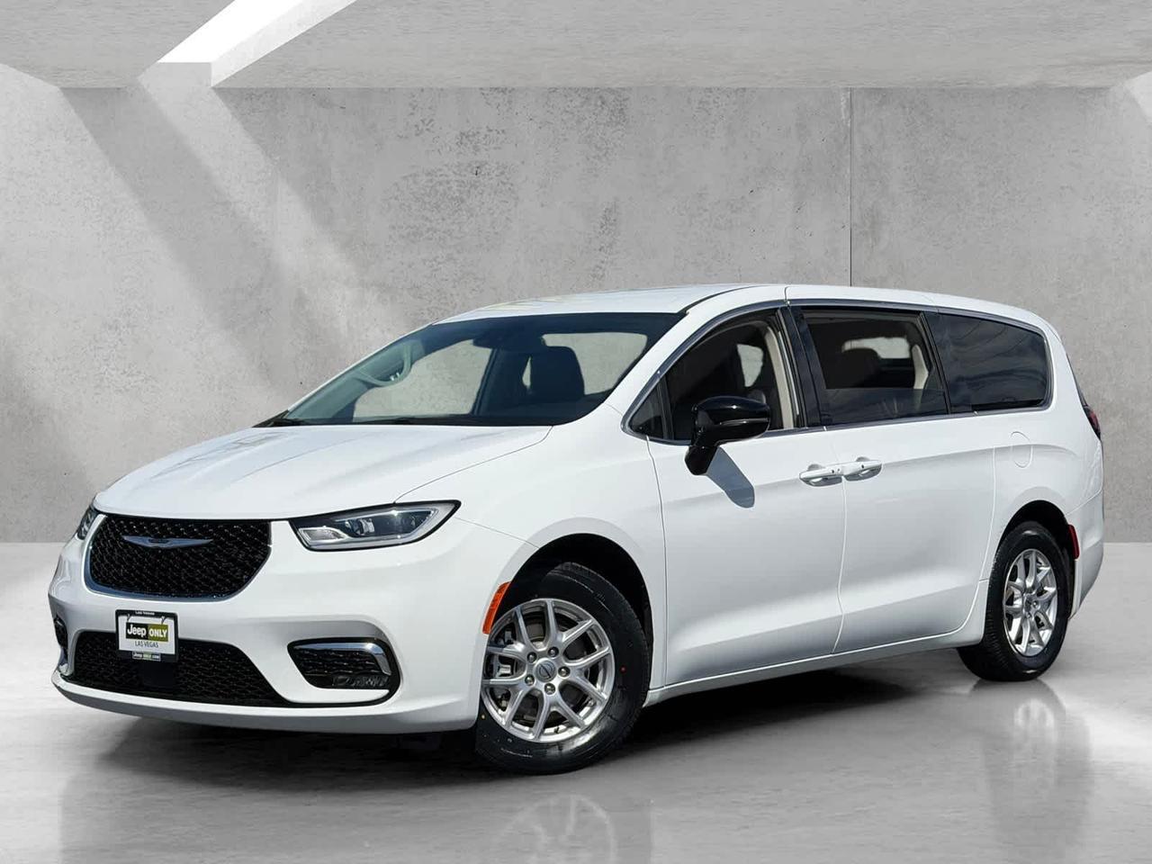 2024 Chrysler Pacifica Touring L Irving TX