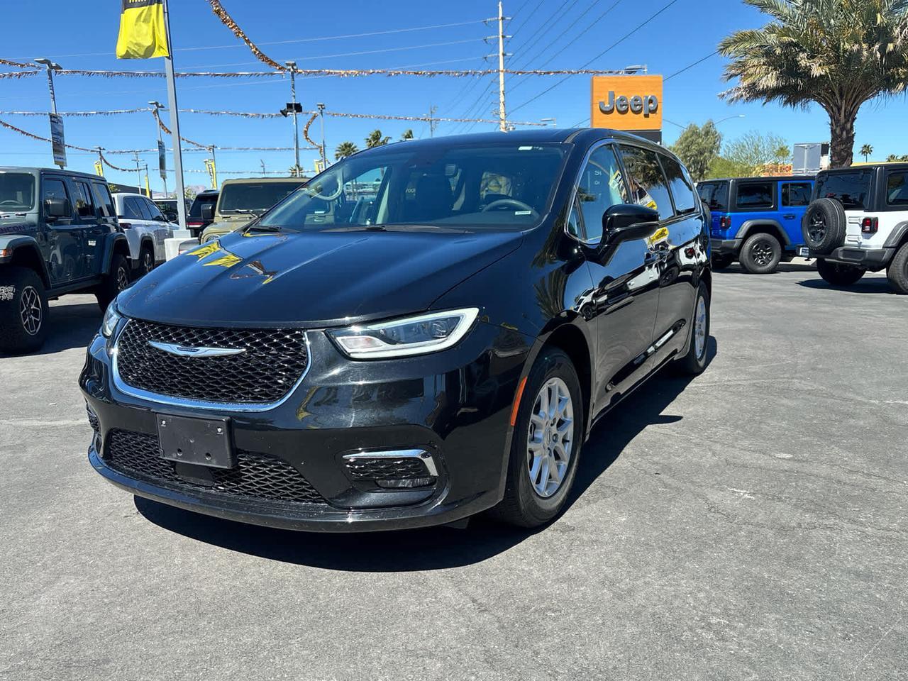 2024 Chrysler Pacifica Touring L Irving TX