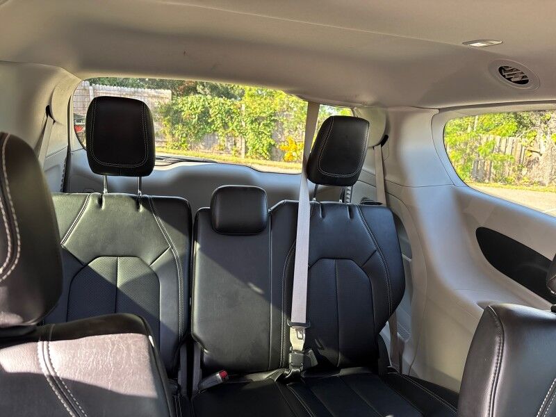 2024 Chrysler Pacifica Touring L Seffner FL