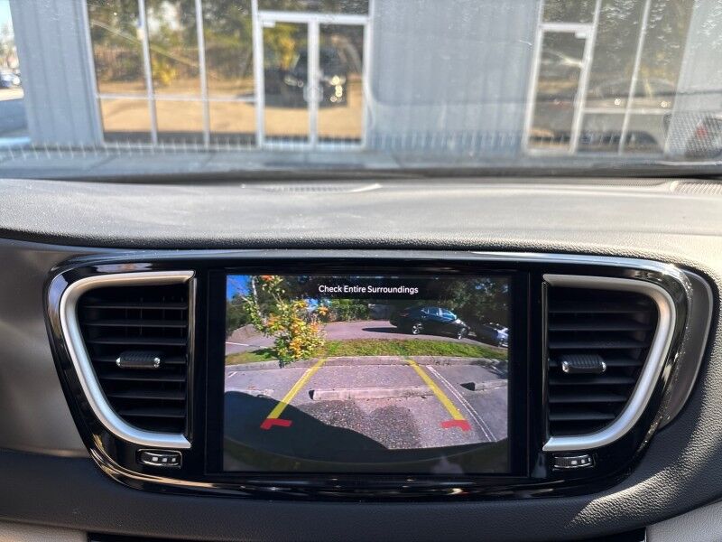 2024 Chrysler Pacifica Touring L Seffner FL