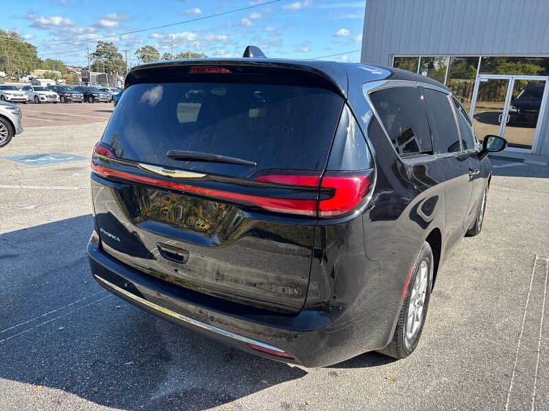 2024 Chrysler Pacifica Touring L Seffner FL