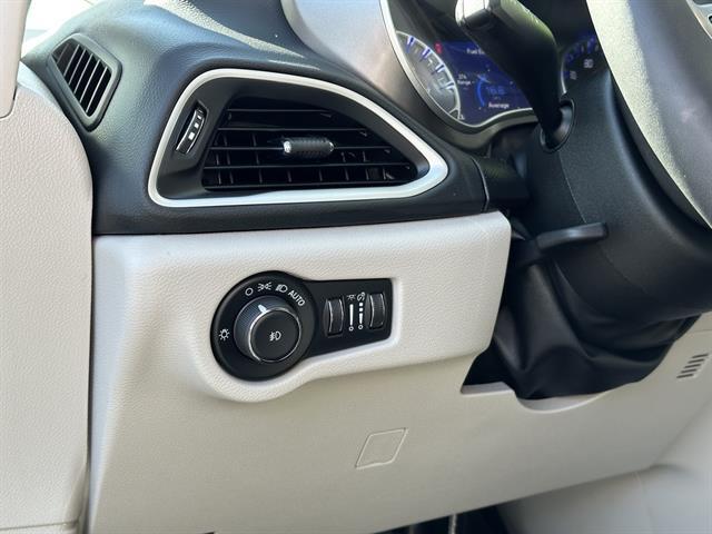 2024 Chrysler Pacifica Touring L Tucson AZ