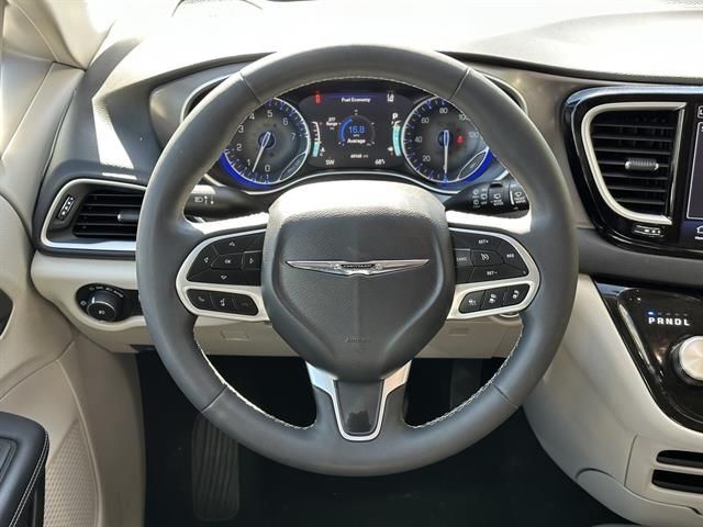 2024 Chrysler Pacifica Touring L Tucson AZ