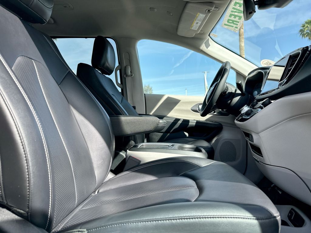 2024 Chrysler Pacifica Touring L Tucson AZ