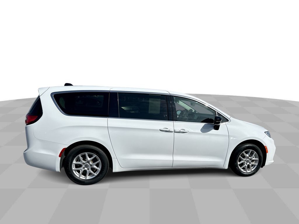 2024 Chrysler Pacifica Touring L Tucson AZ