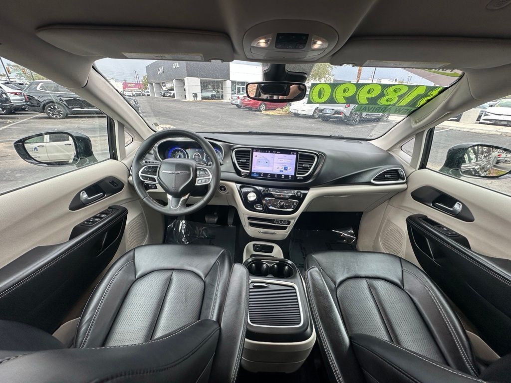 2024 Chrysler Pacifica Touring L Tucson AZ