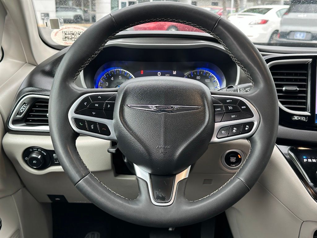 2024 Chrysler Pacifica Touring L Tucson AZ