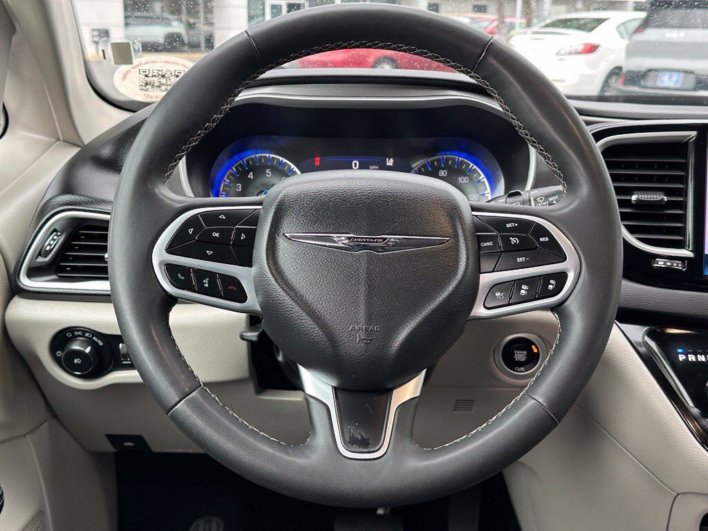 2024 Chrysler Pacifica Touring L Tucson AZ