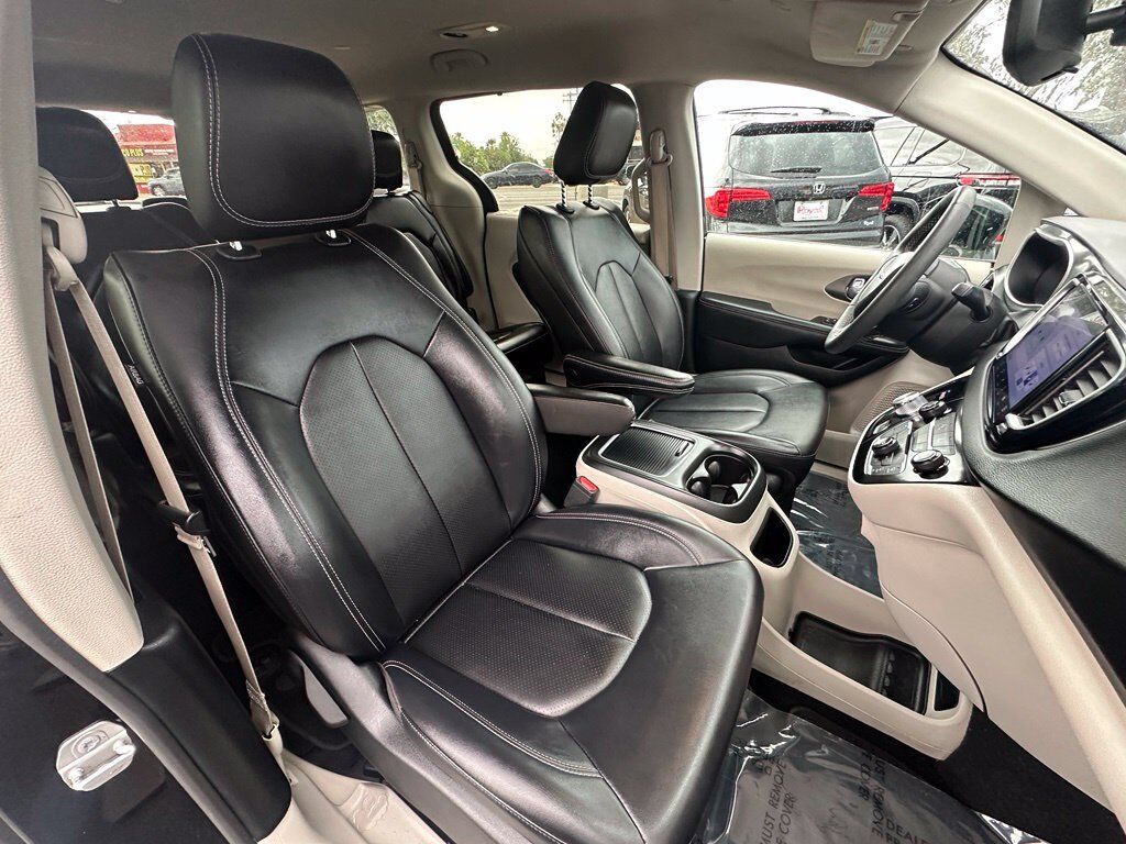 2024 Chrysler Pacifica Touring L Tucson AZ