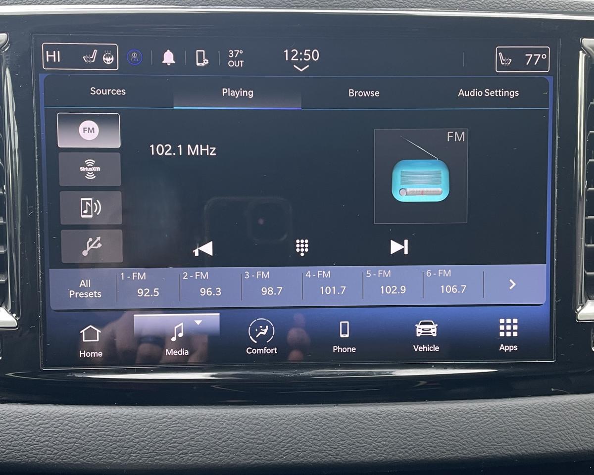 2024 Chrysler Pacifica Touring L Van 4D Port Orchard WA