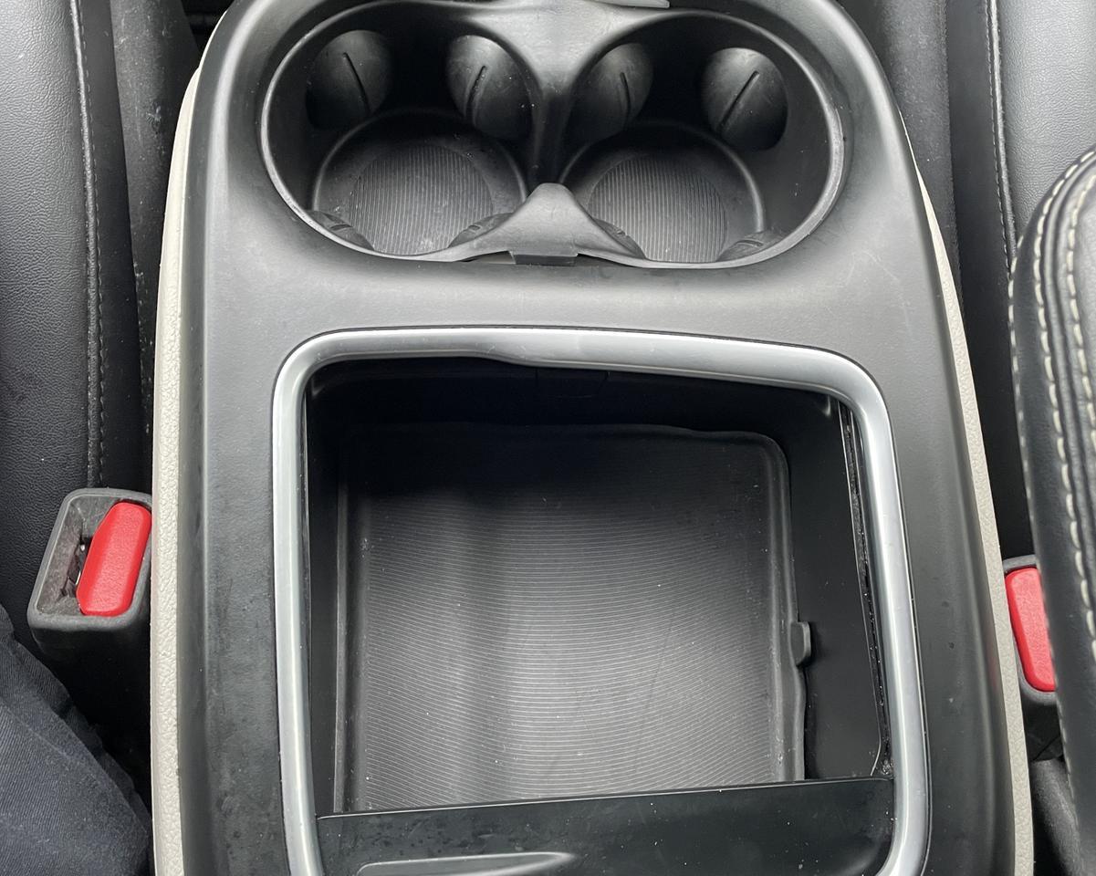 2024 Chrysler Pacifica Touring L Van 4D Port Orchard WA