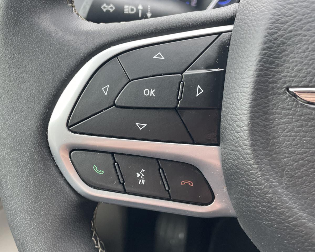 2024 Chrysler Pacifica Touring L Van 4D Port Orchard WA