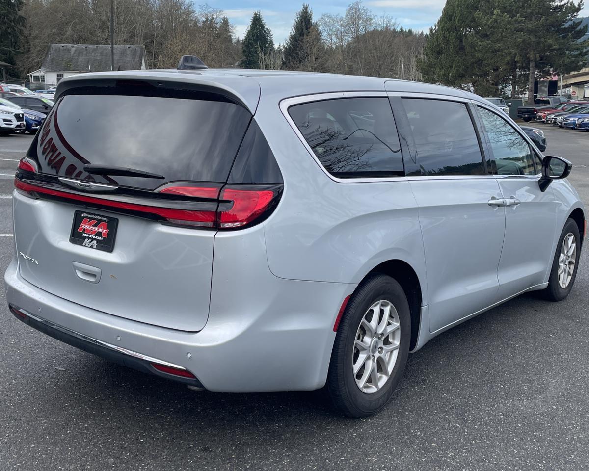 2024 Chrysler Pacifica Touring L Van 4D Port Orchard WA