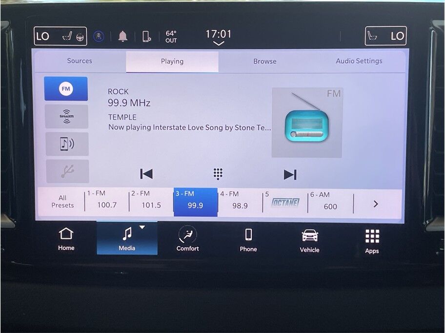 2024 Chrysler Pacifica Touring L Van 4D Port Orchard WA