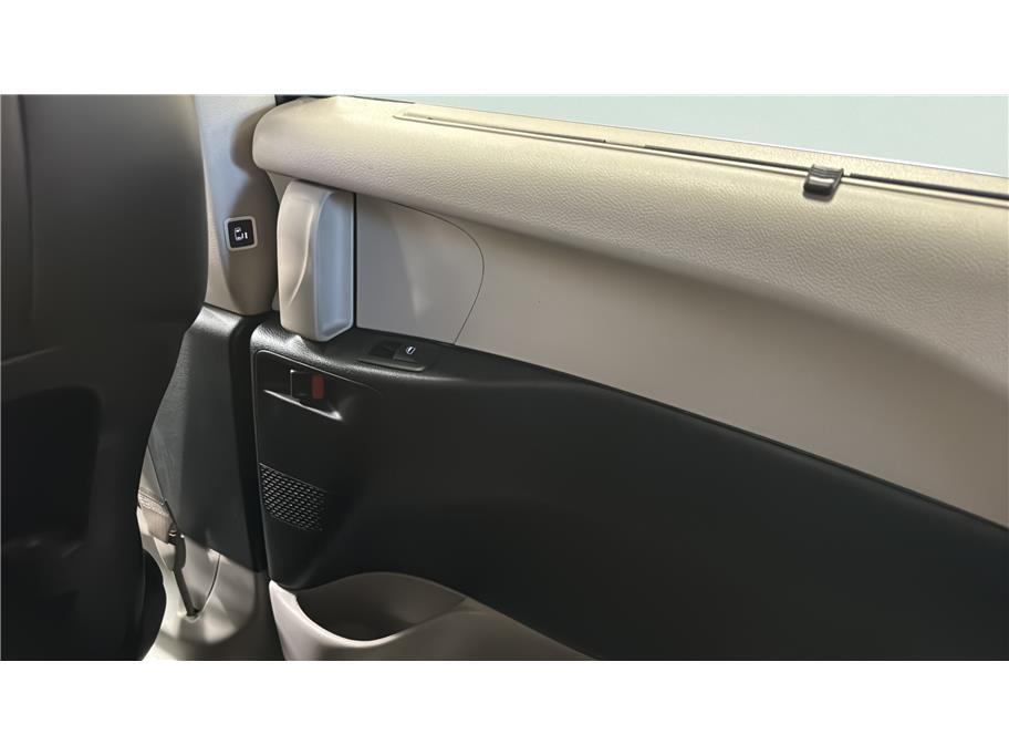 2024 Chrysler Pacifica Touring L Van 4D Folsom CA