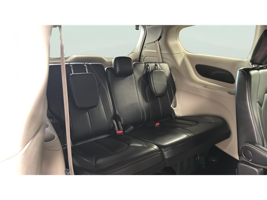 2024 Chrysler Pacifica Touring L Van 4D Folsom CA