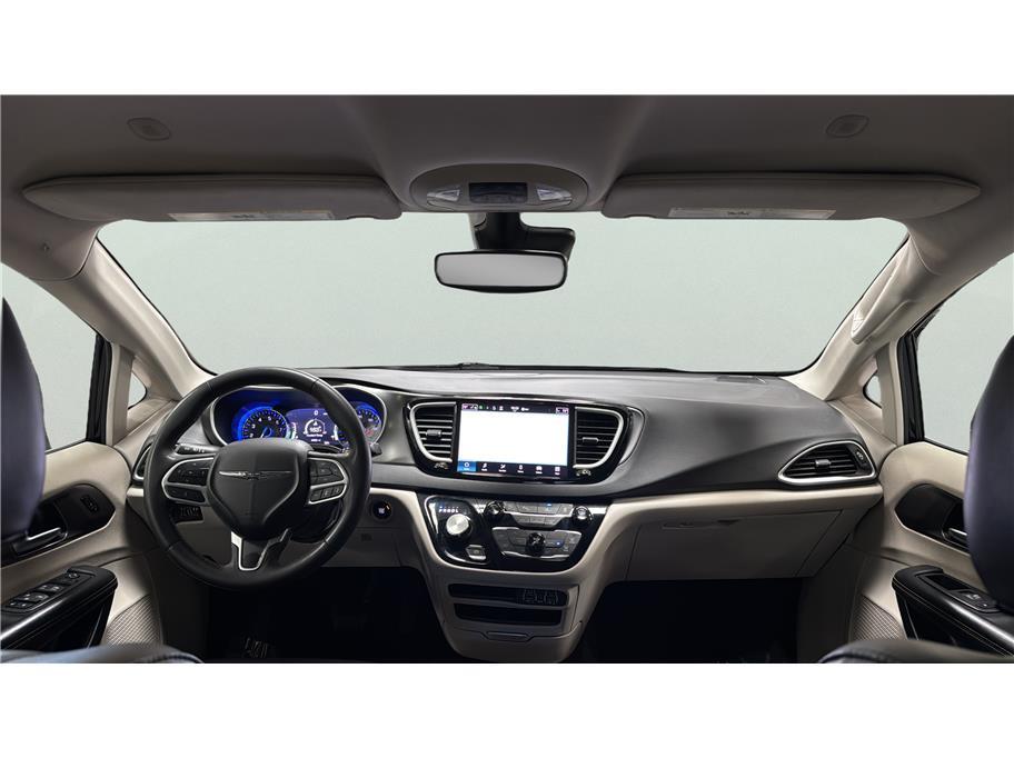 2024 Chrysler Pacifica Touring L Van 4D Folsom CA