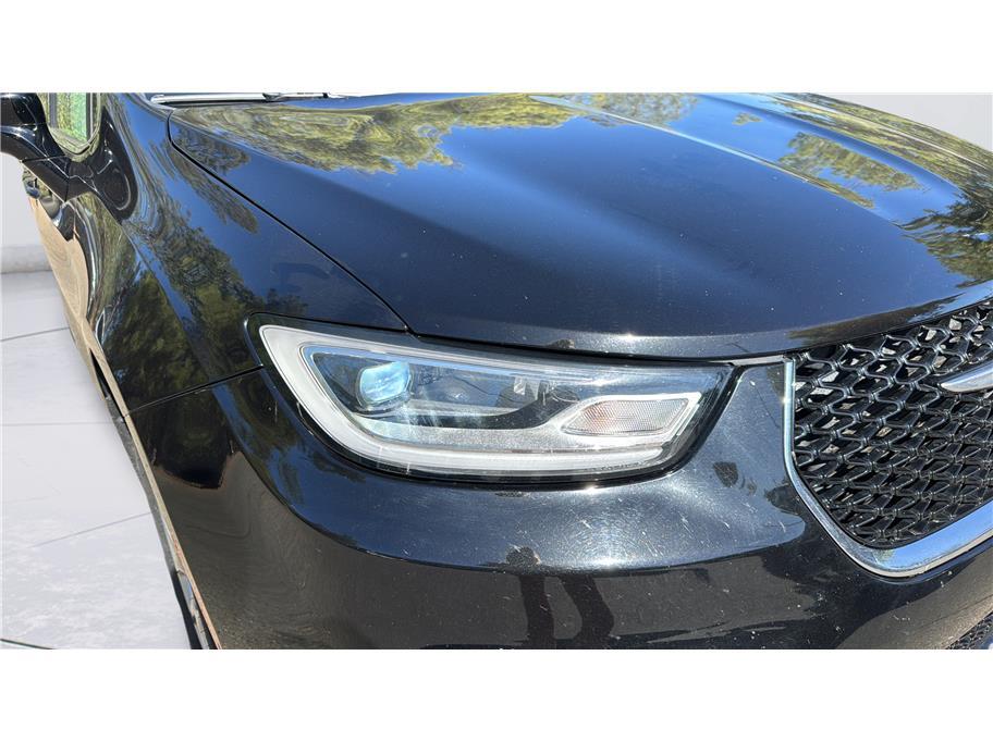 2024 Chrysler Pacifica Touring L Van 4D Folsom CA