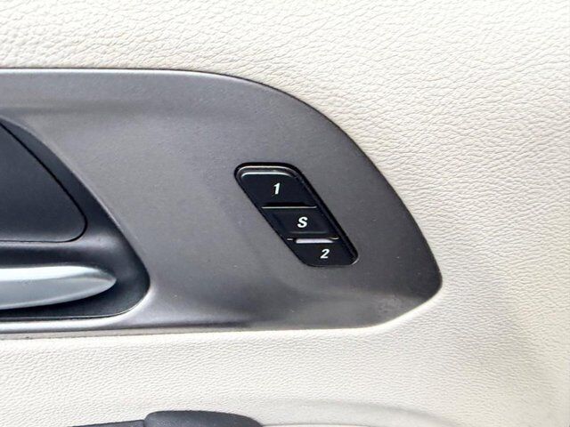 2024 Chrysler Pacifica Touring L Farmington MO