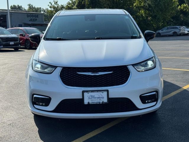 2024 Chrysler Pacifica Touring L Washington MO