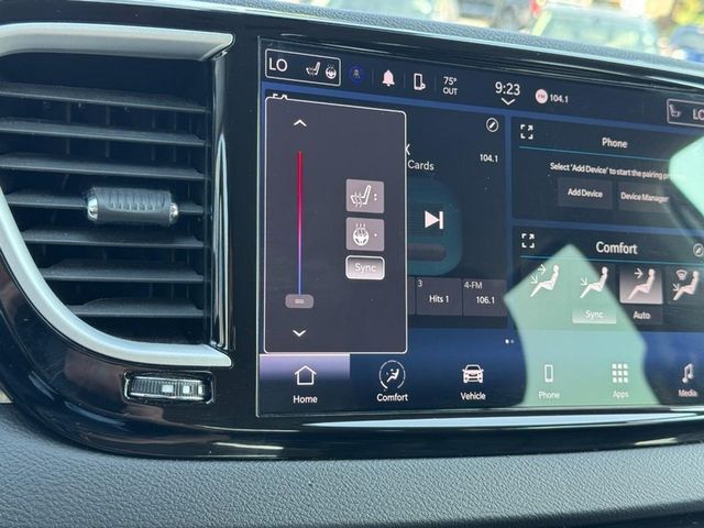 2024 Chrysler Pacifica Touring L Washington MO