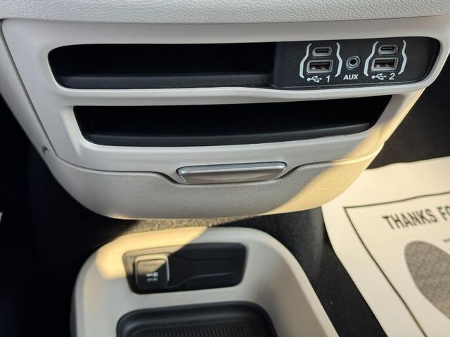 2024 Chrysler Pacifica Touring L Washington MO