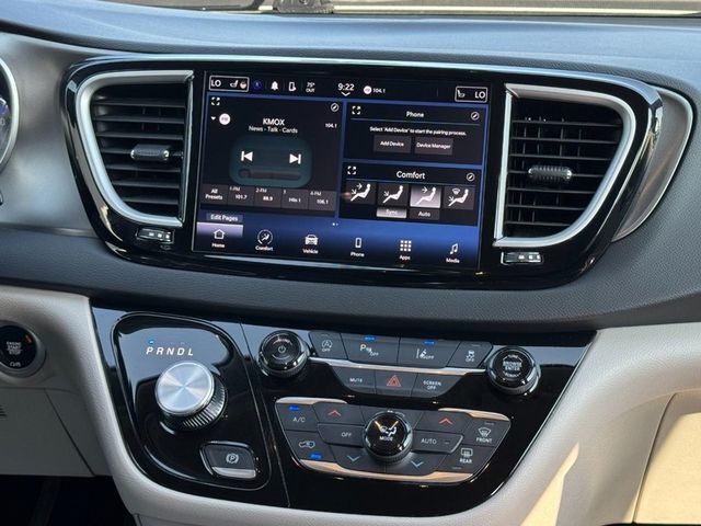 2024 Chrysler Pacifica Touring L Washington MO