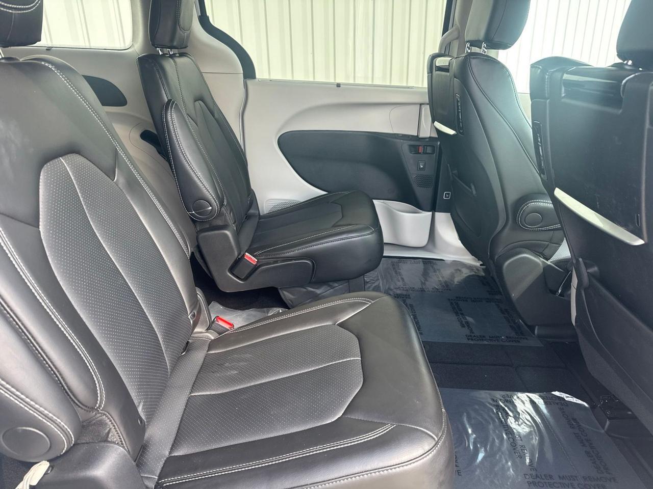 2024 Chrysler Pacifica Touring L West Burlington IA