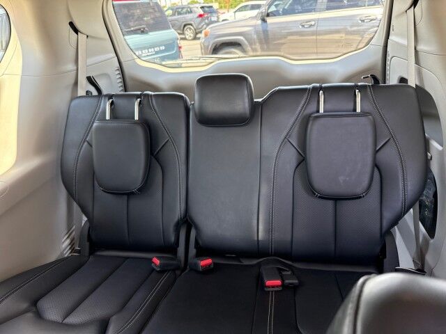 2024 Chrysler Pacifica Touring L Yuma AZ