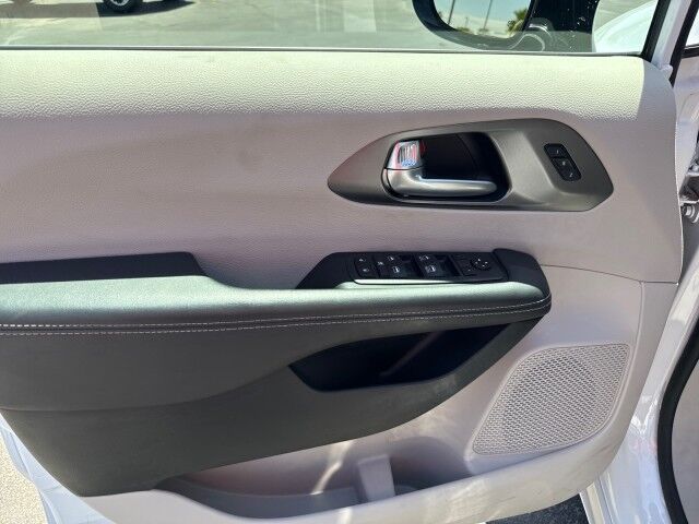 2024 Chrysler Pacifica Touring L Yuma AZ