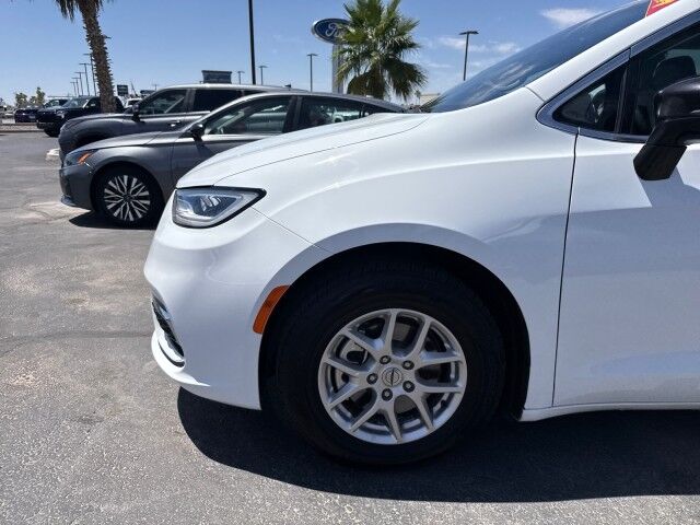 2024 Chrysler Pacifica Touring L Yuma AZ