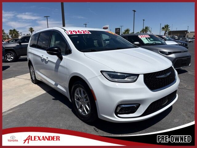 2024 Chrysler Pacifica Touring L