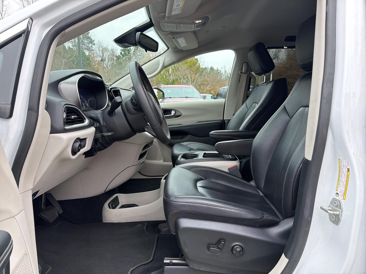2024 Chrysler Pacifica Touring L Ashland VA
